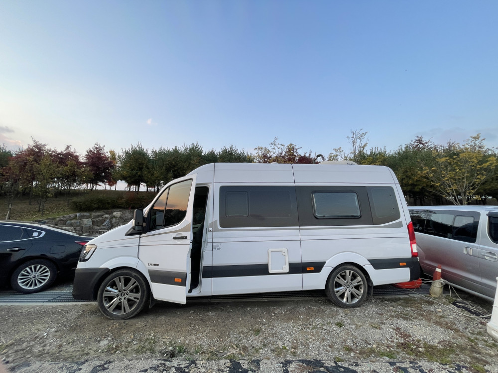 [2박 이상 가능]타이거캠핑 쏠라티 모터홈