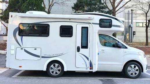 [카올라] 캠핑카 하슬라350S (애견동반가능)