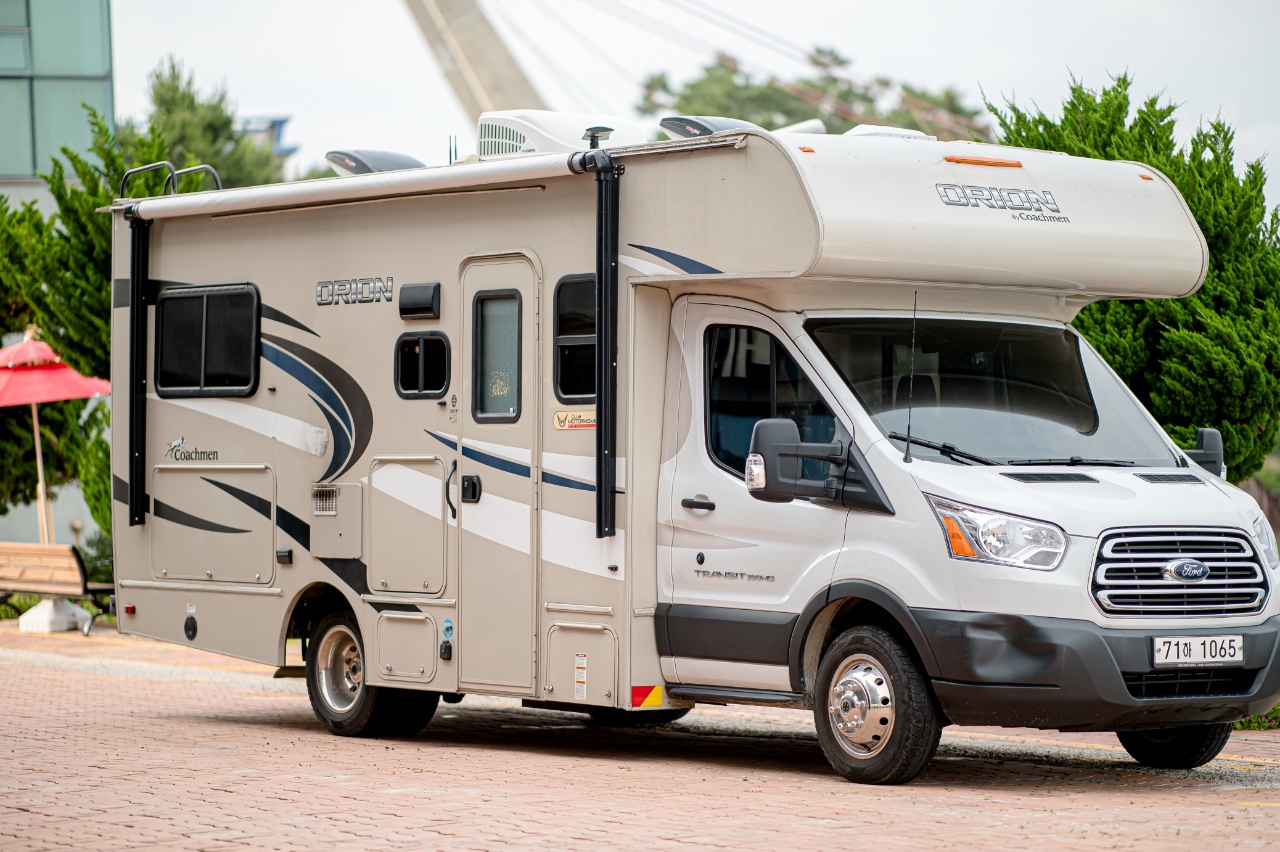 [캠핑에 반하다 부산] 코치맨 오라이온 20cb